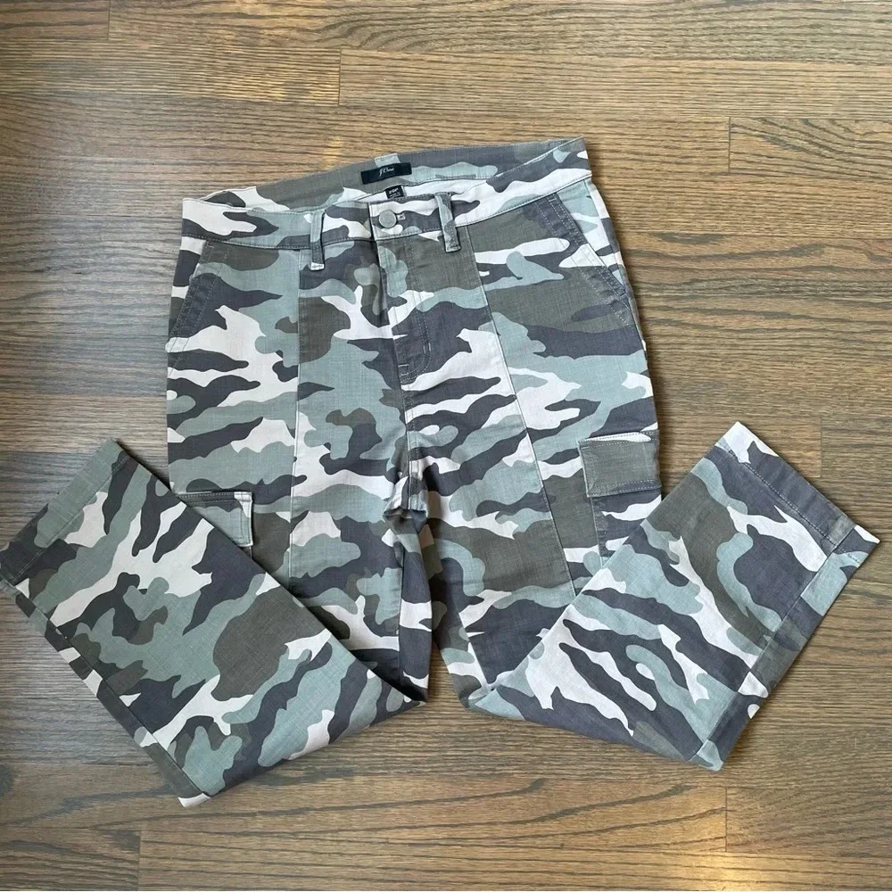 J.Crew Vintage Straight Cargo in Faded Vine Camo Stretch Pants 29 Petite